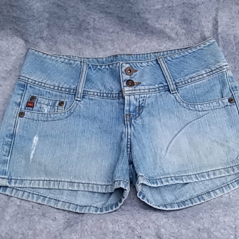 LEI Jean Shorts